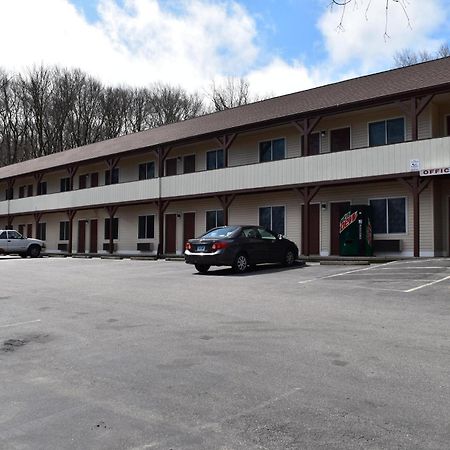Plymouth Motor Lodge Экстерьер фото