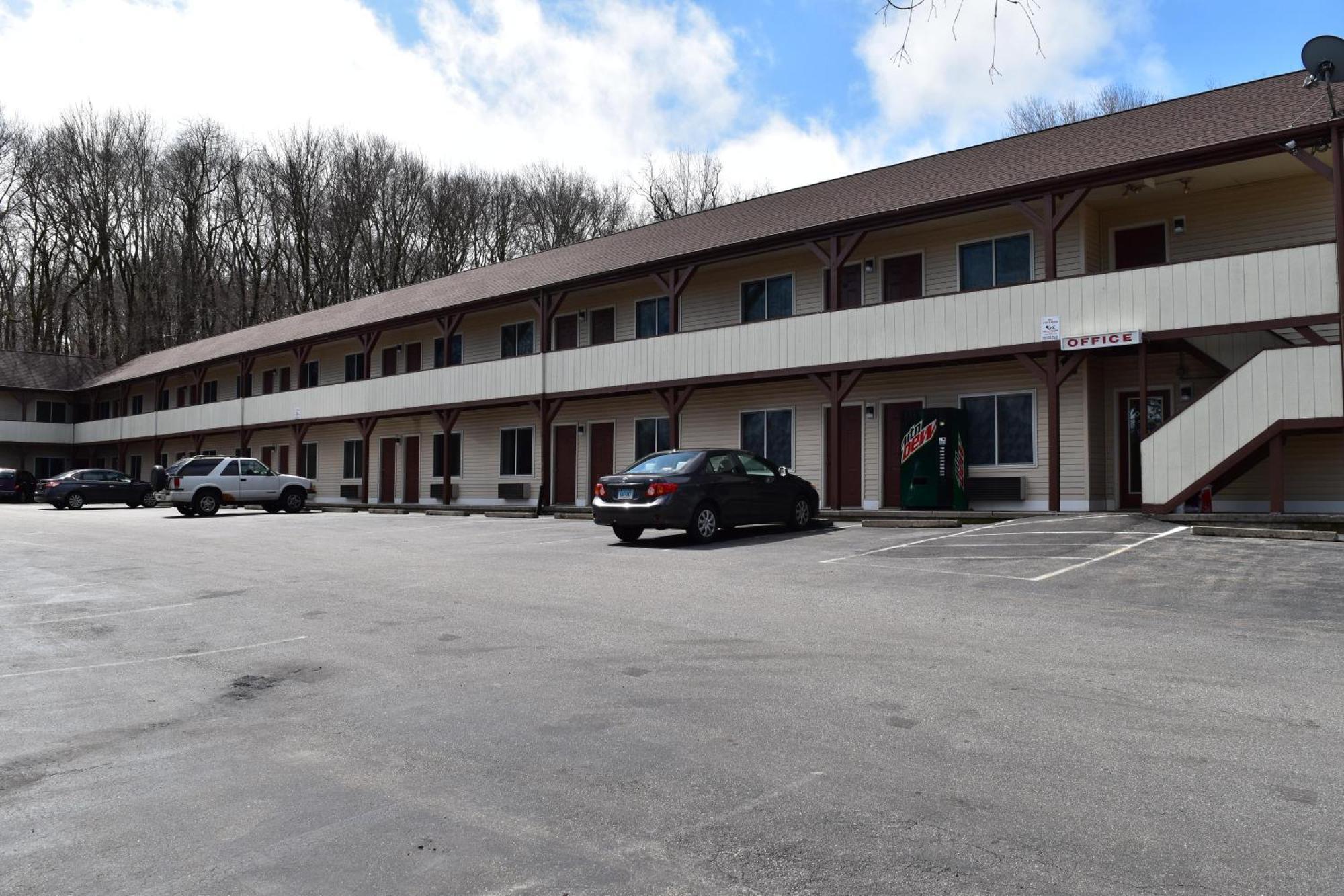 Plymouth Motor Lodge Экстерьер фото